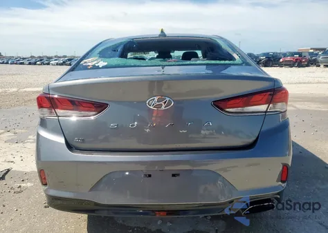 2018 Hyundai Sonata Se из США, поврежденный, VIN 5NPE24AF1JH695393